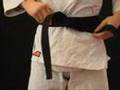 How to tie a belt
