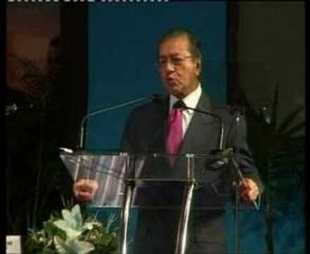 Dr. Mahathir bin Mohamad speaks ...