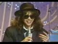 a popular israeli fun show with a great performance of some popular artist including ofra haza! reall, very unusual to see ofra performing in things like this... :)
