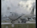 pia-b747-in-rainy-weather-take-off.html