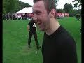 zo bereid axamenta zich mentaal voor op een optreden.

gefilmd op zomaar metaal in dilbeek 08/09/2007