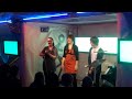 Klassiek concert voor leerlingen obs Noorderbreedte in rijdende concertzaal in Veendam