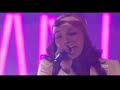 A dozen Roses (live)