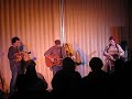 live at the golden apple coffee house mt. kisco ny 1/19/08.  a great jam version of this marc von em classic with fred gillen on wash board & matt turk on mandolin.  well worth the eight minutes.