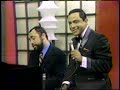 miren que joven est� nuestro amigo eddie palmieri; en esta ocasi�n con el gran cantante boricua tito rodriguez, en un programa por ricavision de puerto rico