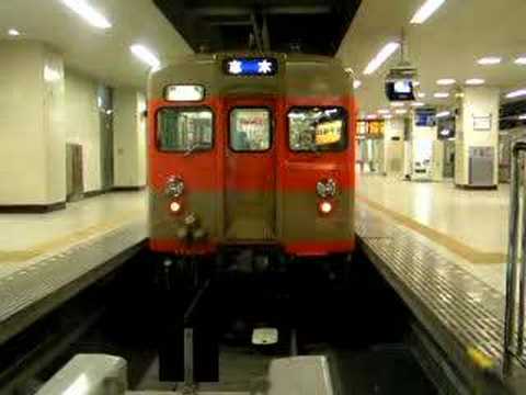 【東武】８１０８Ｆ　リバイバルカラー池袋発車
