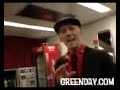 Lol. This is the Green Day we know and love! :)