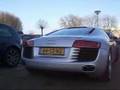 Woman revs Audi R8 to limit! :P
