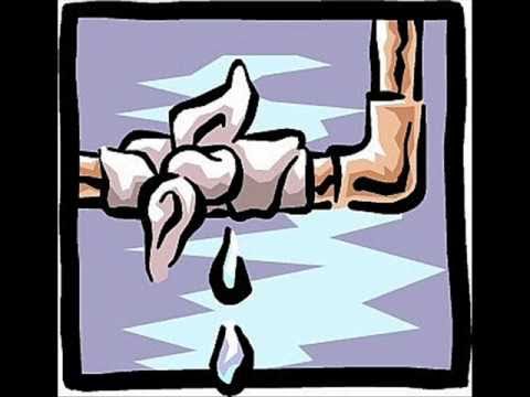how to determine amniotic fluid leak