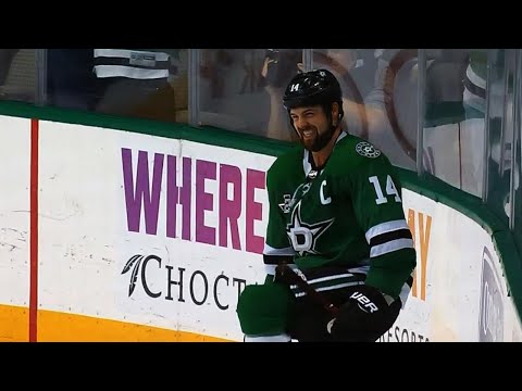 Video: Benn snaps stick over knee after OT winner against Blues