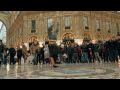 Cico in Galleria Vittorio Emanuele a Milano? Beccati sto video! http://www.youtube.com/watch?v=pkxiknZ2Fso&feature=response_watch