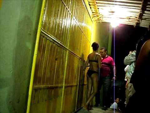 belo em Carpina,deu o que falar tinha até mulher tirando a roupa pra ver ele...