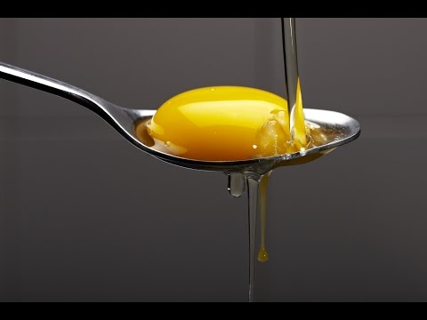 how to remove egg yolk stain