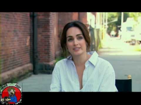 ANA DE LA REGUERA