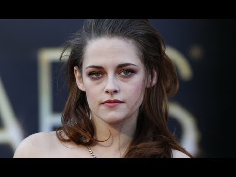 stewart - Kristen Stewart & Rob Pattinson Officially Break Up! (UPDATE) Subscribe to Hollywire | http://bit.ly/Sub2HotMinute Send Chelsea a Tweet! | http://bit.ly/Twee...