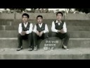누가 왔다 갔길래 다들 난리야;; 아이스크림 먹었다고 저렇게 조아라 하다니.. 아!! 누굴까누굴까누굴까누굴까누굴까!! 궁금한 건 못 참는데 누군지 공개 할 때 까지 어떻게 기다리지?ㅜㅜ 베컴인가?제라드인가? 베컴 저번에 한국 왔을 때 비밀리에 찍고 갔나?ㅋㅋㅋ 헐.. 뭔가 재미있는 게 기다리고 있을 것 같다 ㅋㅋ 계속 들어가봐야지~ (마지막 장면에서 대박 발견ㅋㅋㅋㅋㅋㅋ) 지금 상영중: www.adidas.com/dreambig