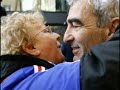 suite � un concours sur rmc enfin la vid�o sur raymond domenech l'�quipe de france de foot des bleus match de barrage pour la coupe du monde 2010 de foot avec en guest trezeguet giuli ribery allez les bleux allez la france disco d'ottawan but disco destin�e moscato bonbec pour domenech merci � mes cambrioleur j'ai du m'adapter heureusement j'ai r�ussi ! youpi ! mon raymond t'es top t'es bon le rire est contagieux : bonne maladie