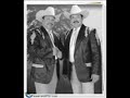 Dinero Manchado, Chuy Vega