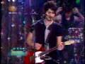 Basse Hay Amores Video and Lyrics