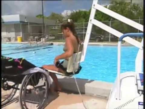 how to use a hoist in a care setting