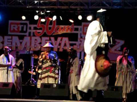 LE BEMBEYA JAZZ DE GUINEE A ABIDJAN