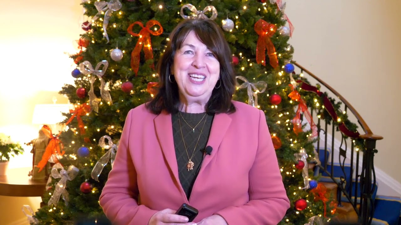 Happy Holidays from United States Ambassador to Ireland Claire D. Cronin