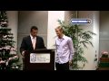 Aaron-Carter-serves-