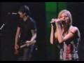 Avril Lavigne live show on JingleBallRock My Happy Ending
