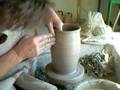 SIMON LEACH - Making a largish pitcher (jug)