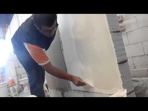 ENLUCIDO - Listo para usar e ideal para lograr una terminación símil yeso con la dureza de un fino cementicio. De fácil, rápida y práctica aplicación con un espesor apr...