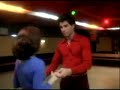 pasajes de la pelicula y con la entrada tal ves de las mas famosas con la cancion de los beegees