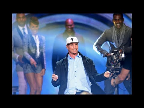 soul - SOUL TRAIN AWARDS 2013 Performances: JON B, VANILLA ICE, Bobby Caldwell (BlUE EYED SOUL) SOUL TRAIN AWARDS 2013 Performances: JON B, VANILLA ICE, Bobby Caldw...