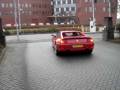 Opa rijdt Ferrari F355 GTS