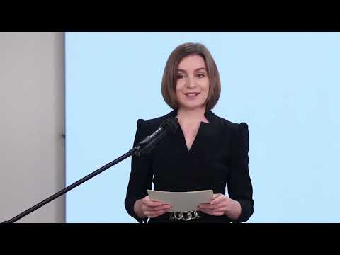 Președinta Maia Sandu, la Salonul Internațional de Carte Bookfest Chișinău: „Vă îndemn să vizitați Bookfest, să citiți și să puneți în brațele copiilor multe cărți - astfel, ei vor crește liberi”