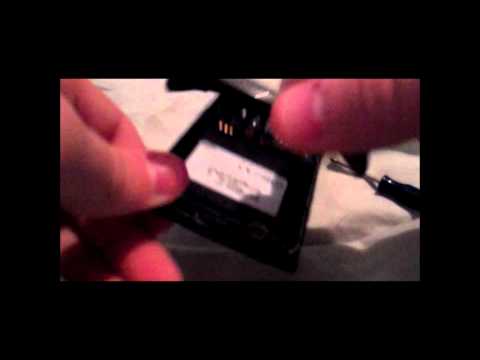 how to take the back off a galaxy s