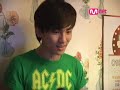 Shinee singing 'Girls Generation' of SNSD (Reality Show Behind part 6)