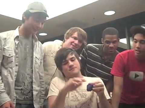 YouTube family playing Cranium