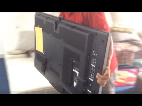 Unboxing: Sony Bravia 49