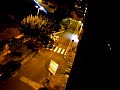 Gabonetako argiak jartzen Errebalen