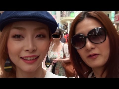 sasaki asahi - hi everyone. suddenly, asahi decided to come to Kansai area so we met up in Kobe. it was great to see her again 5 months after we did collab videos in tokyo....