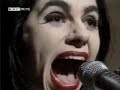 PJ Harvey - Meet Ze Monsta (Live on BBC)