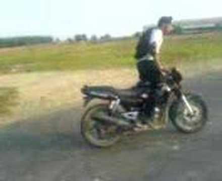 bike stunts. Awesome ike stunts(indian)