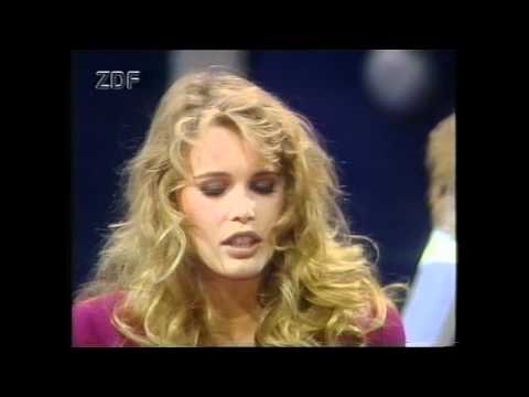 claudia schiffer