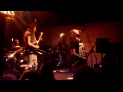 Satanic Glue Sniffers - Chernobyl 86/Kill The Crowd (Live in Trois-Rivières)
