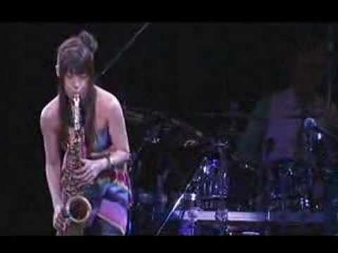 saxophone - https://www.facebook.com/#!/tk.kaorikobayashi(FACEBOOK) 2012-11-28香港公演http://www.youtube.com/watch?v=TdhBtuzPNHU 售票區http://www.hkticketing.com/Ticketek/prom...