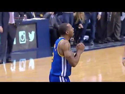 Warriors' Andre Iguodala's Hilarious Travel Dance
