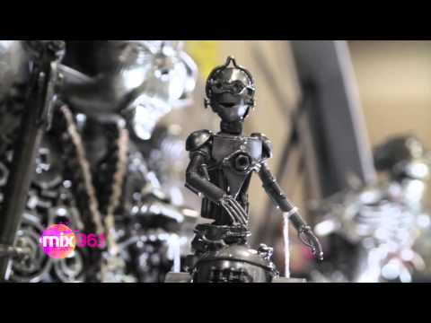 (WATCH) Wizard World 2014: Metal Art X