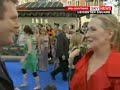 Meryl Streep Gets Friendly With Skyman At Mamma Mia Premiere Meryl Streep Gets Friendly With Skyman At Mamma Mia Premiere