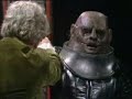 The doctor battles Linx - Dr Who - BBC sci-fi