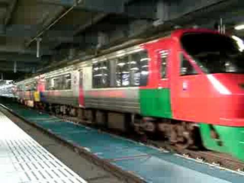 ７８３系 （１３両）（2043M：4023M） 【博多駅】